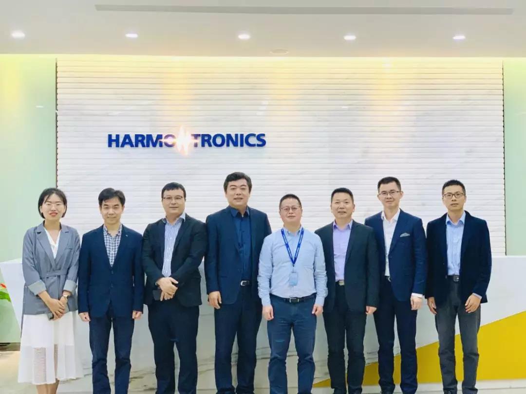 「企業(yè)走訪(fǎng)」趙國強會(huì )長(cháng)帶隊走訪(fǎng)名譽(yù)會(huì )長(cháng)單位——蘇州瀚川智能